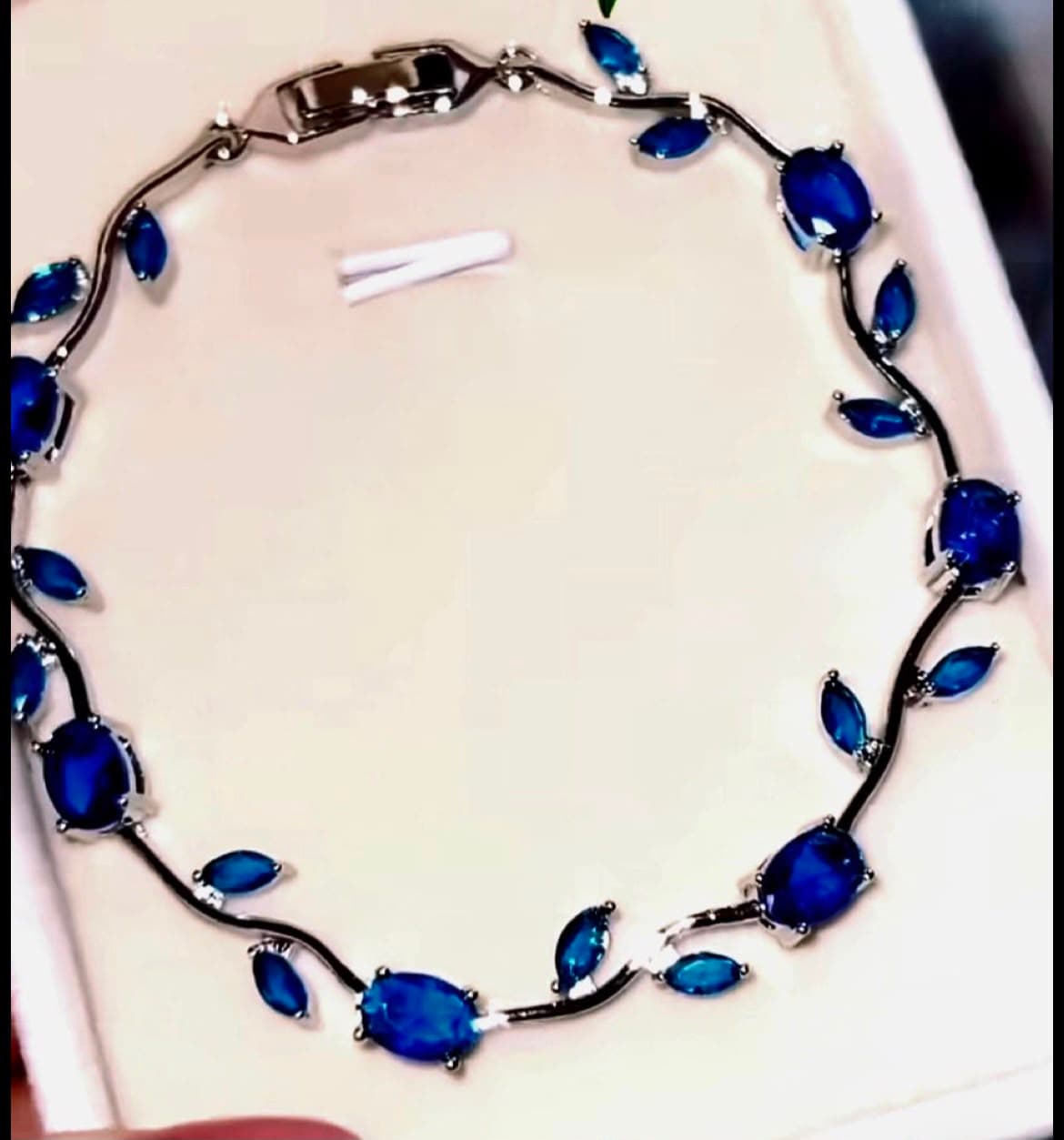 Tulip Bracelet