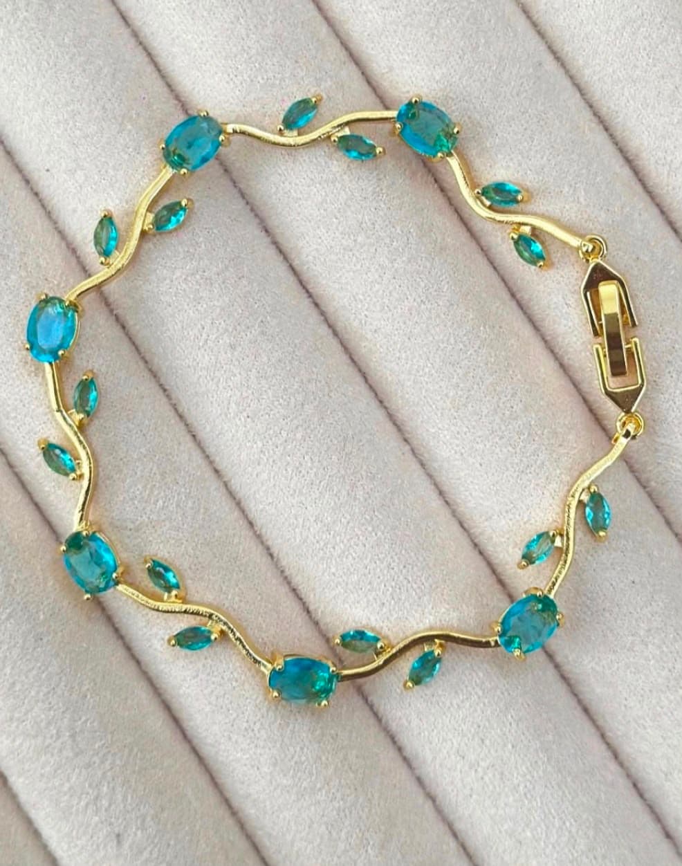 Tulip Bracelet