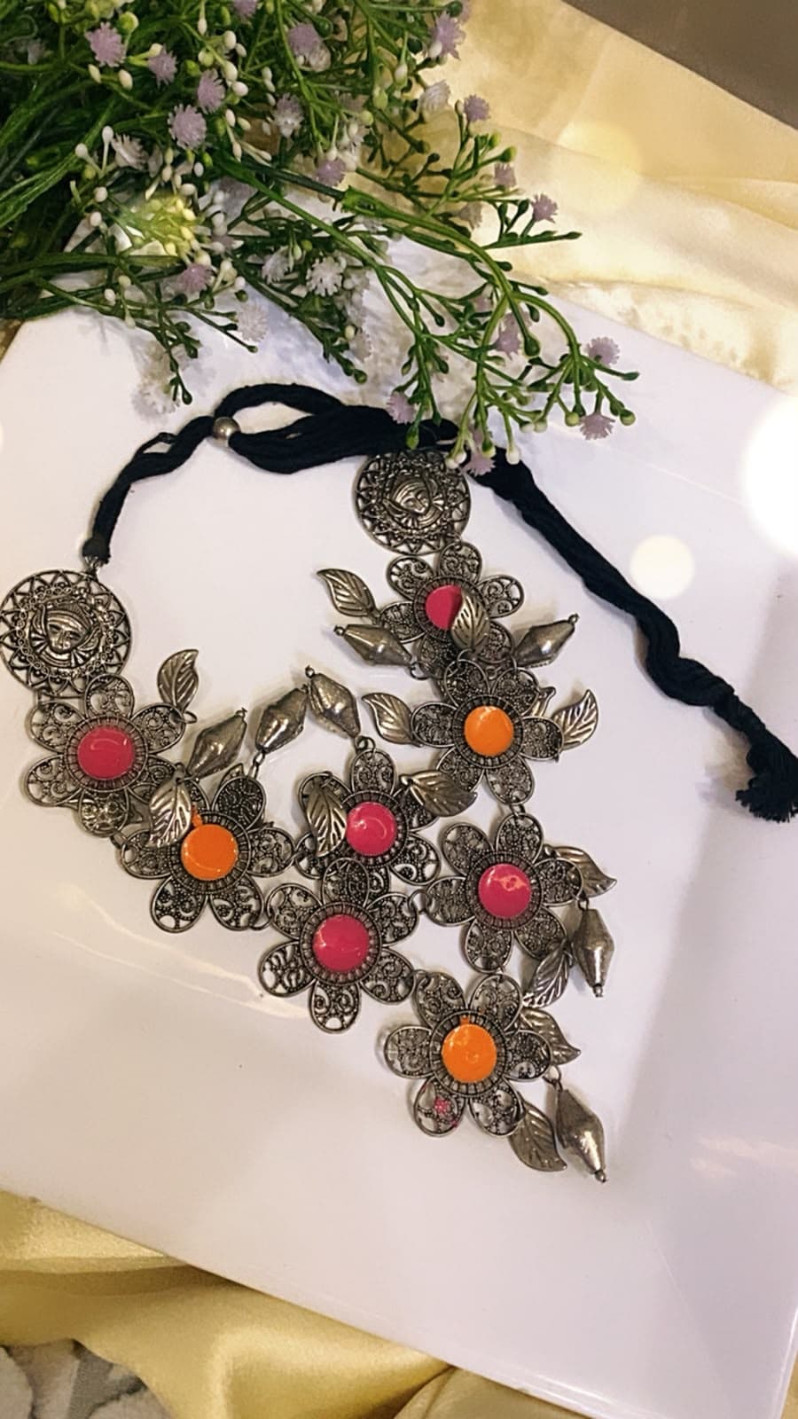 Multi colour oxidised neckpiece