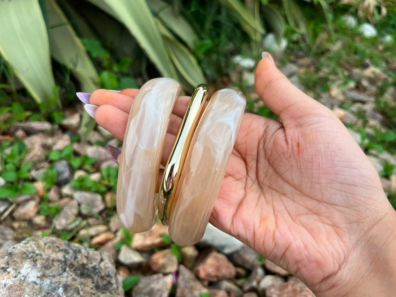 Cappuccino resin stack