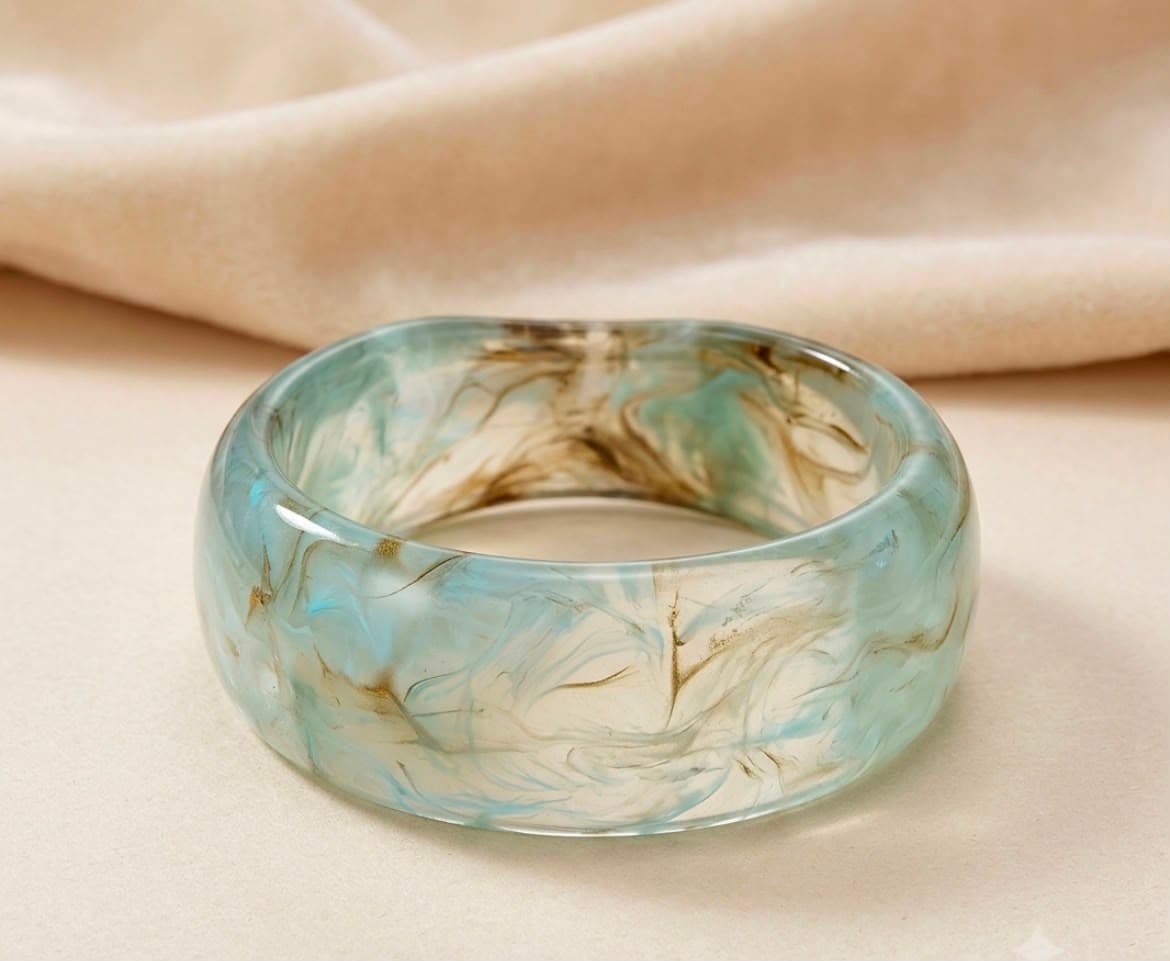 Aqua resin bangle